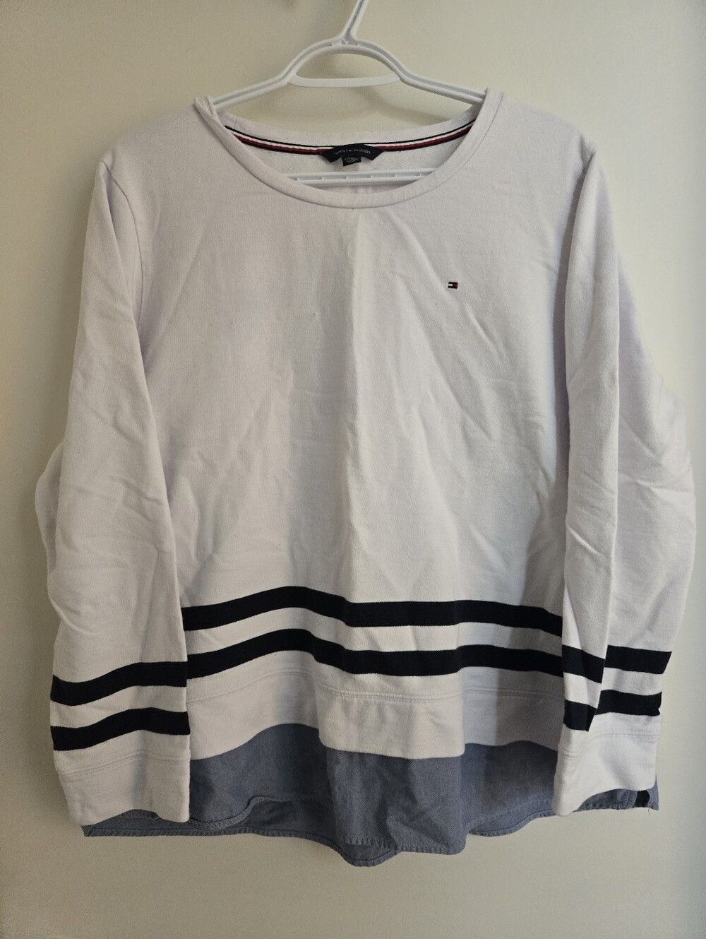 Ladies Tommy Hilfiger Sweatshirt - XXL